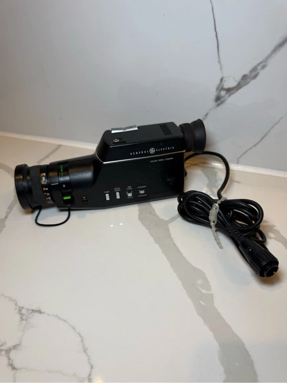 Vintage GE General Electric Color Camera Japan Lens 1984 VCR Camcorder UNTESTED